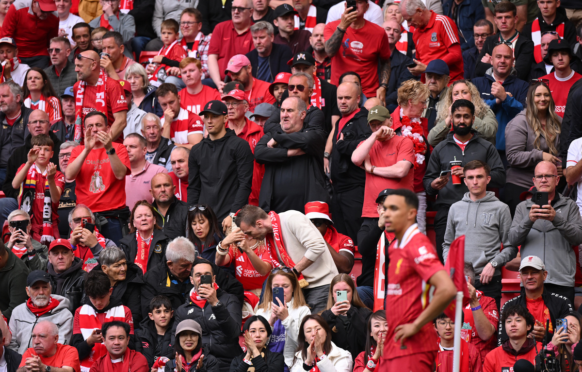 开云-姆巴佩与80激战瑞士队分钟，刷新纪录胜负难料！，萨拉赫焦点对战引发球迷热议的简单介绍-开云